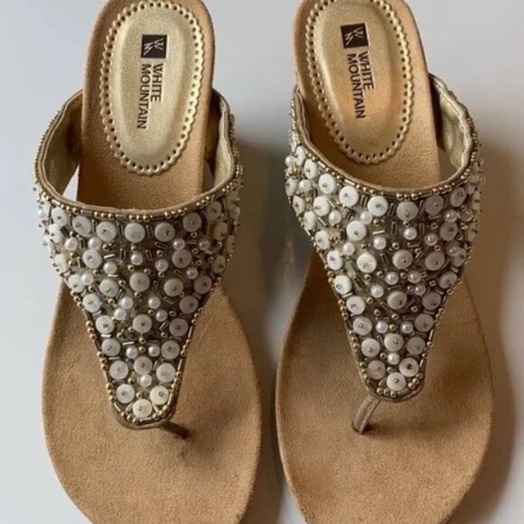 White Mountain | White and Gold Beaded Wedge Sandals | Size 8M | Summer Beach - Picture 1 of 4